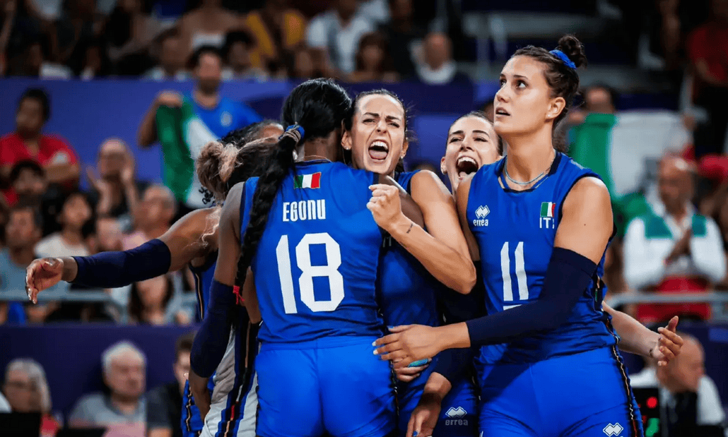 意大利篮球甲级联赛：威尼斯火力全开，登顶排行榜