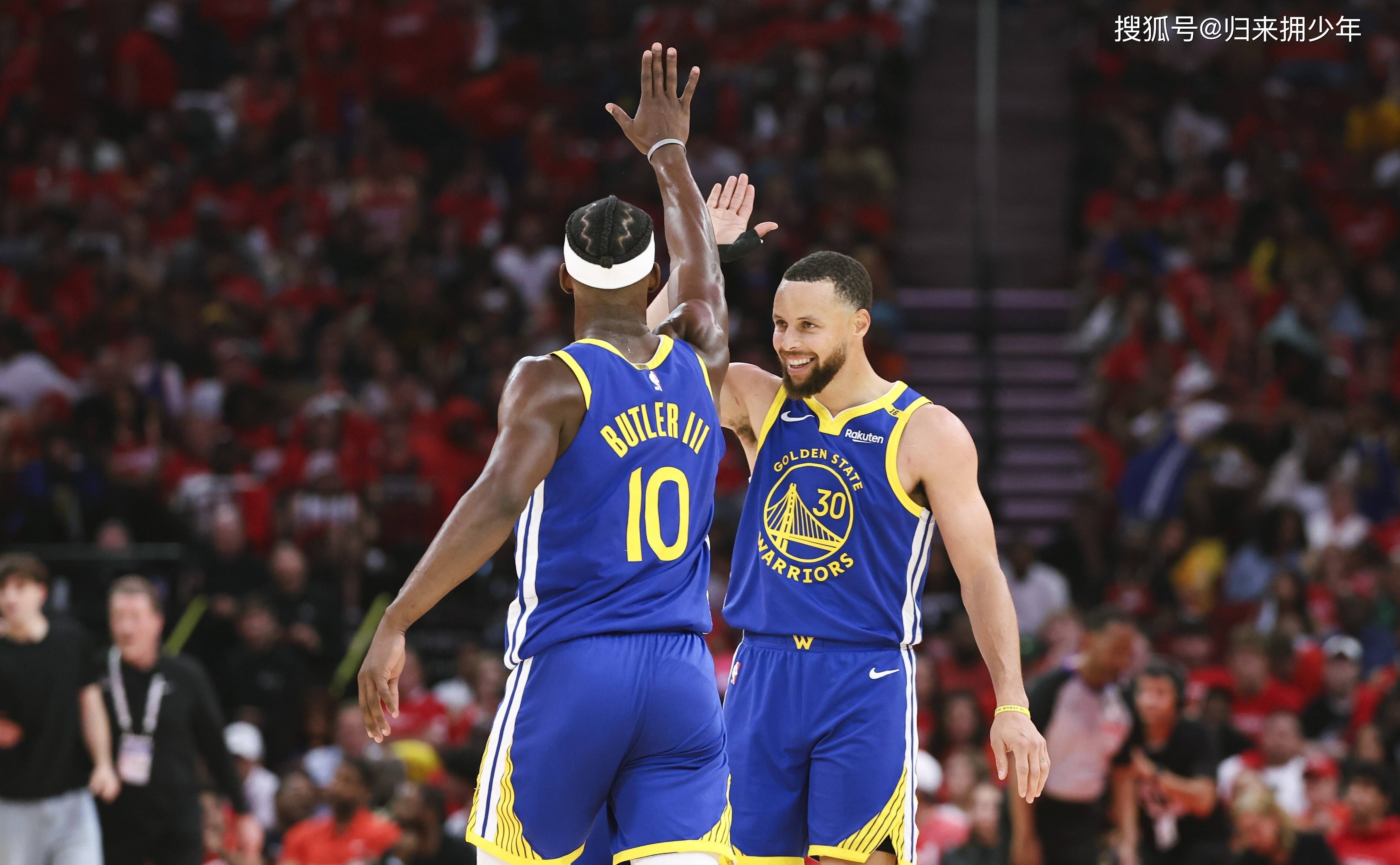 库里关键节点高光表现，法国队带队取胜！的简单介绍